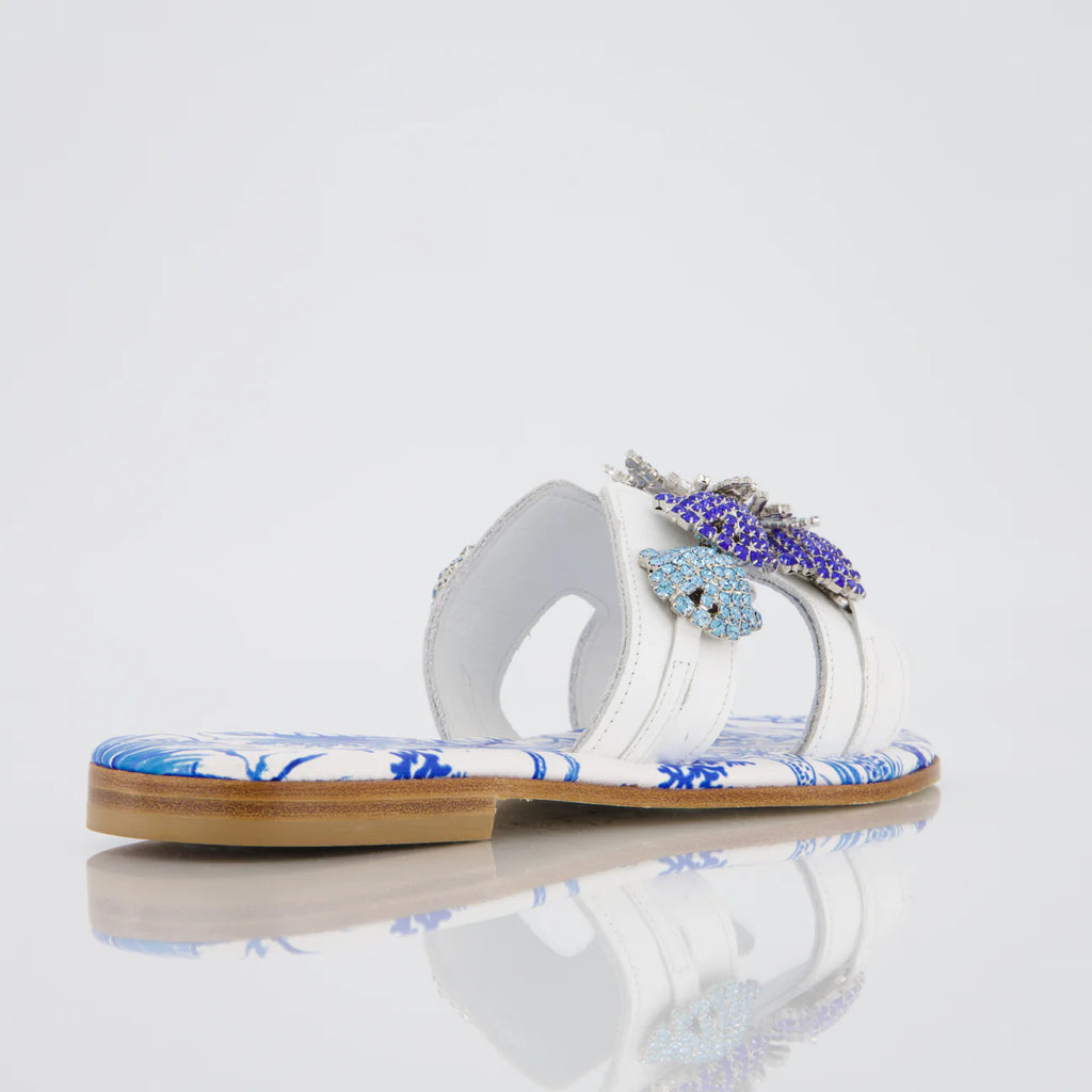 Sandalo stampa blu con accessorio stella e conchiglie