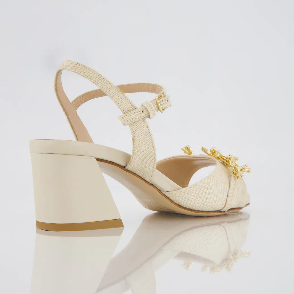 Sandalo con tacco in nappa con coralli