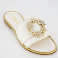 Sandali con coralli e stelle marine